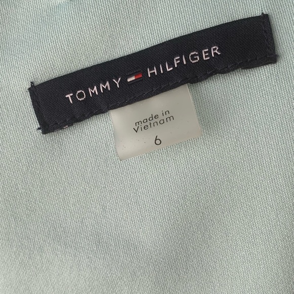 Tommy Hilfiger dress. Size 6. - Picture 9 of 12